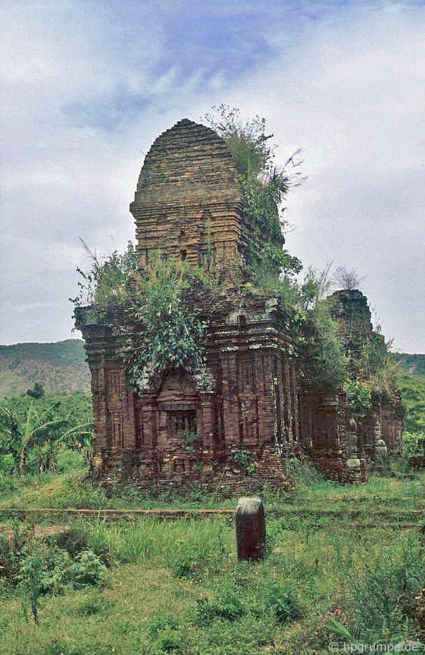 Mỹ Sơn: Ruins